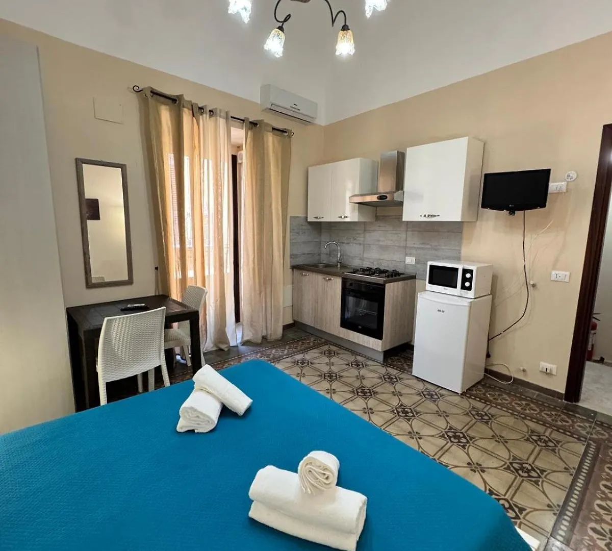 Konukevi Rocco'S House Otel Cefalù İtalya