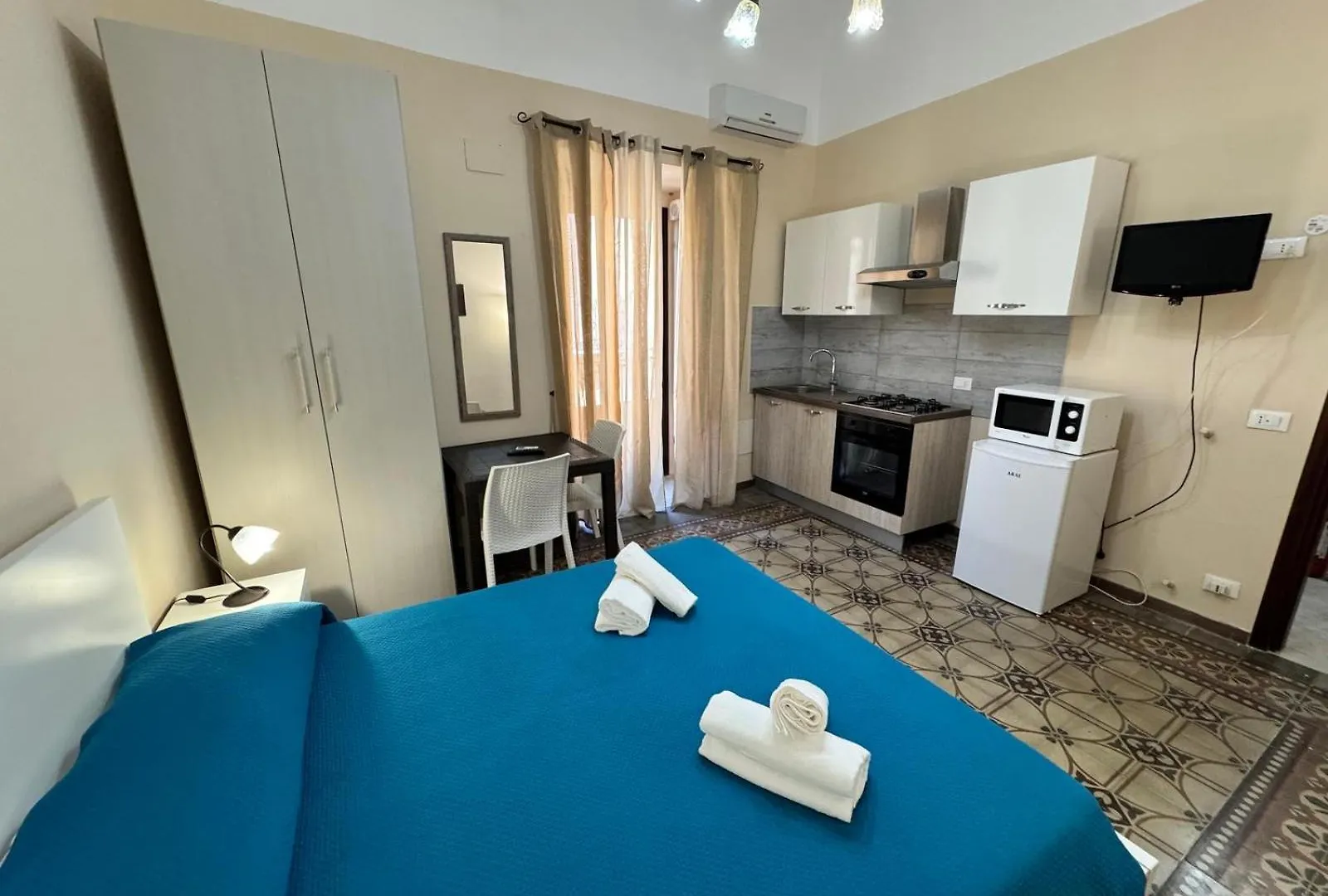 Konukevi Rocco'S House Otel Cefalù İtalya
