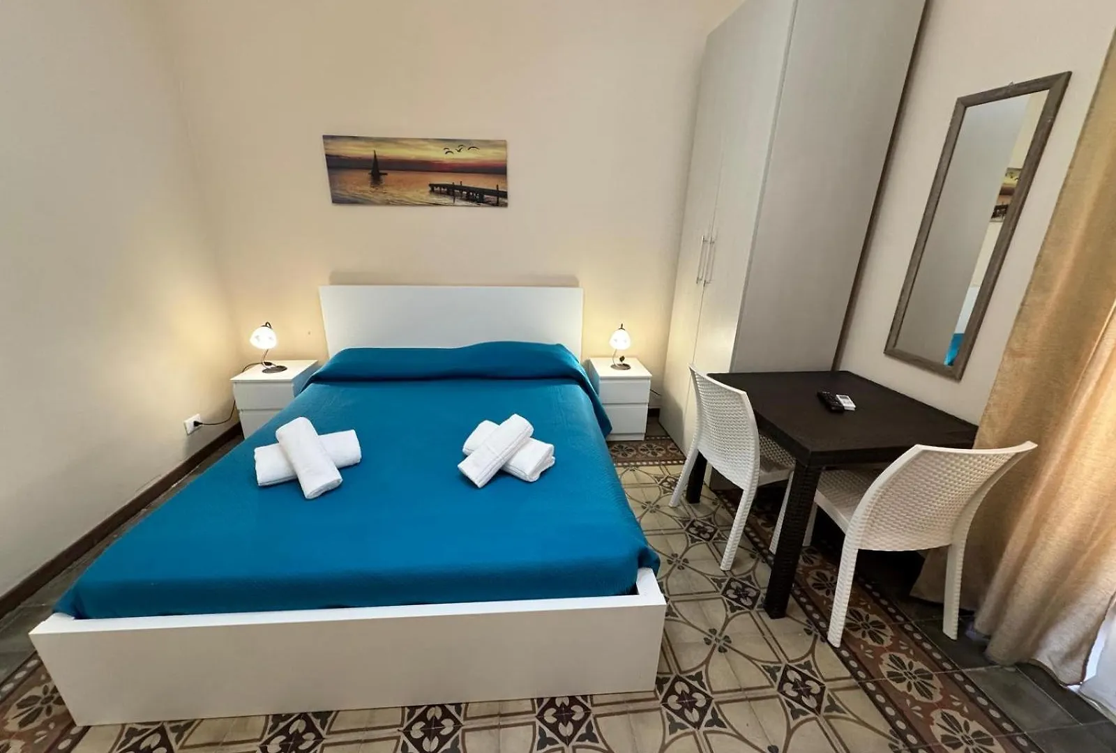 Rocco'S House Otel Cefalù Konukevi