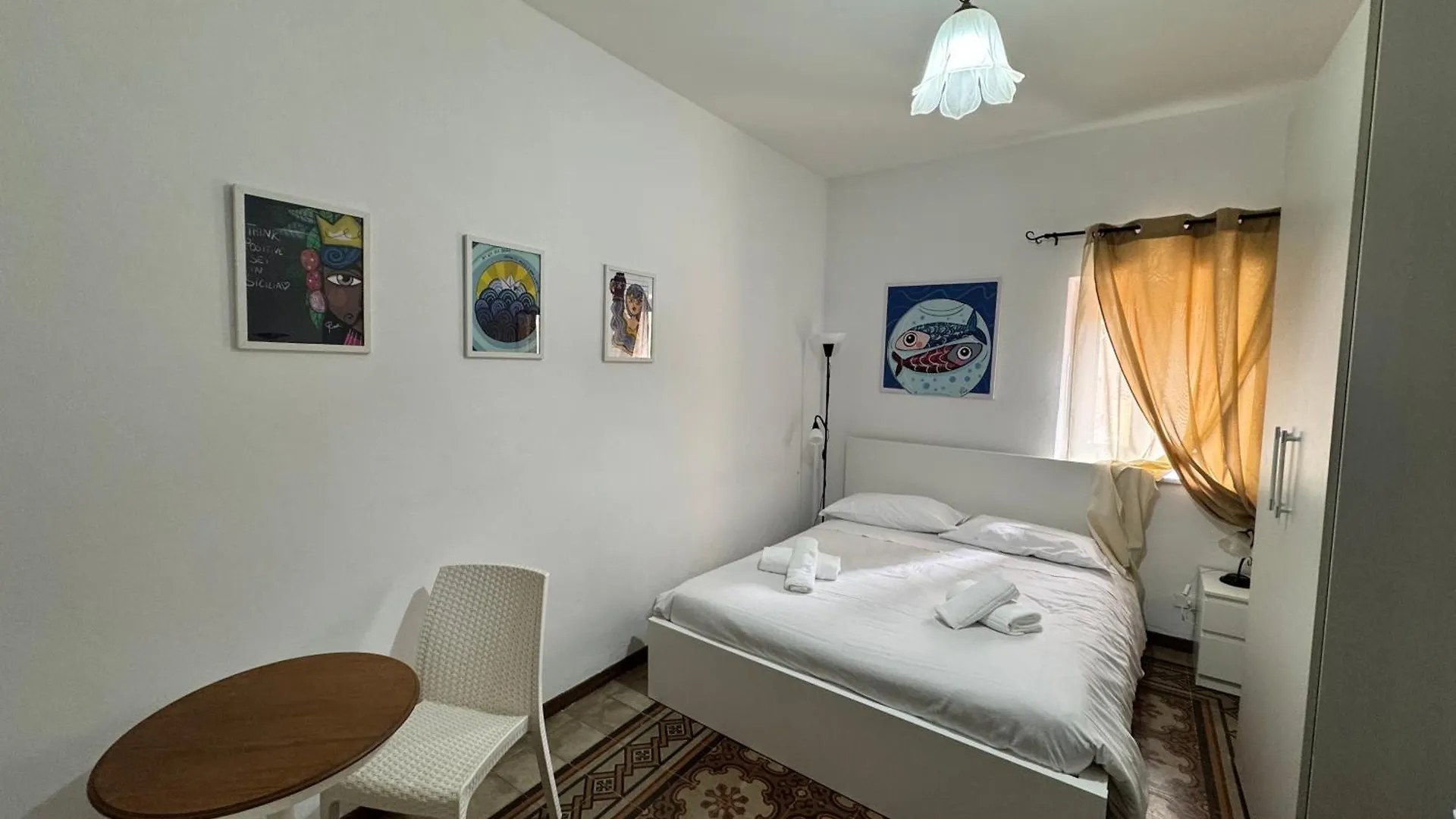 Rocco'S House Otel Cefalù