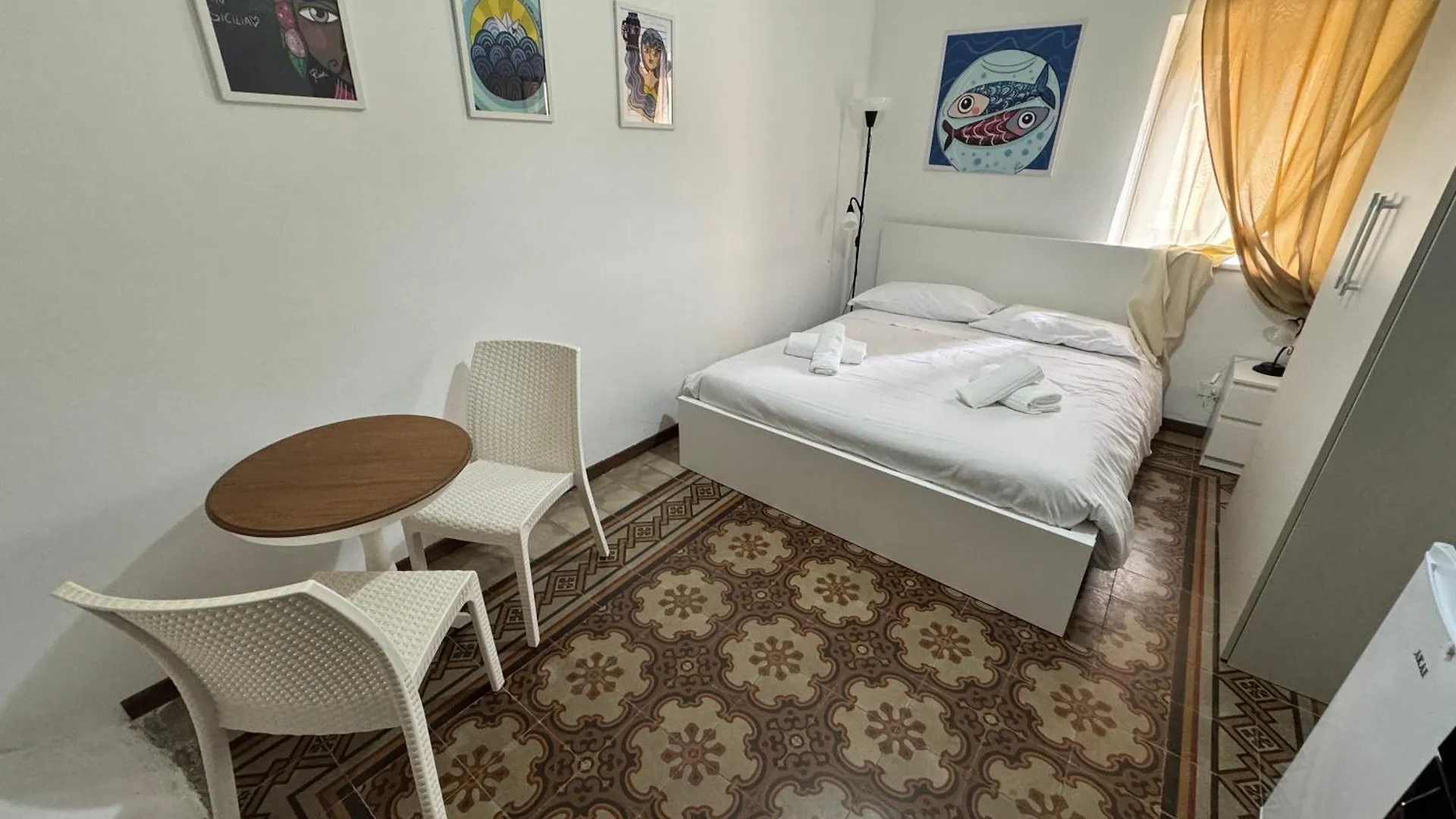 Konukevi Rocco'S House Otel Cefalù